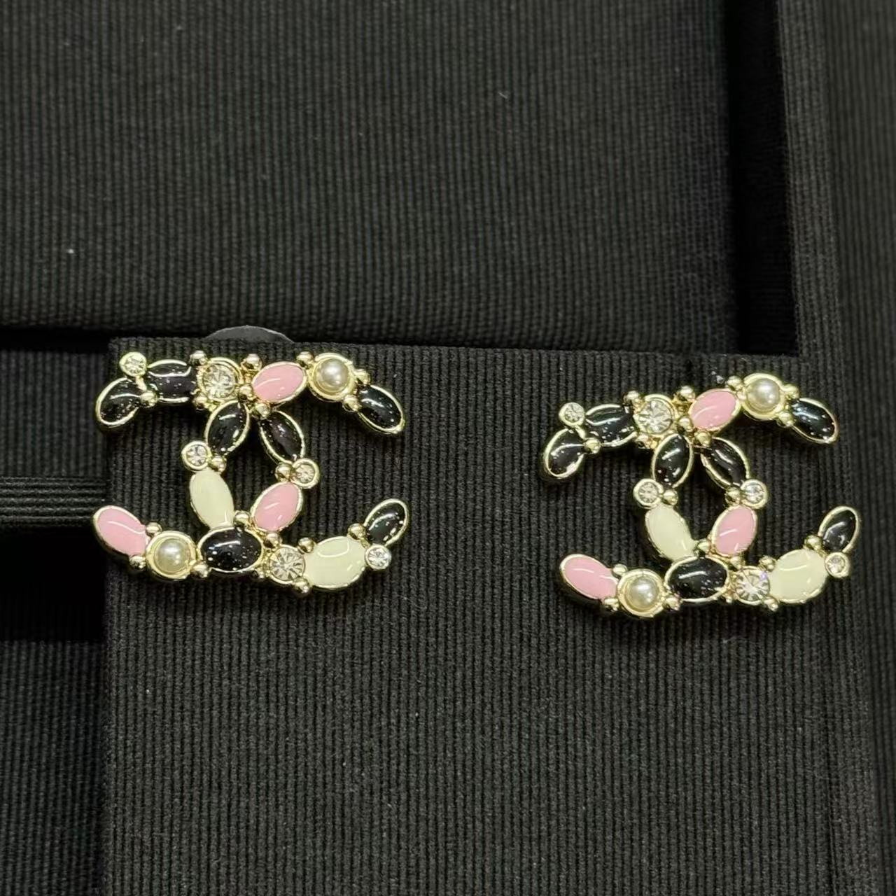 CHANE1 カラフルダブルCイヤリング【50％割引+送料無料】