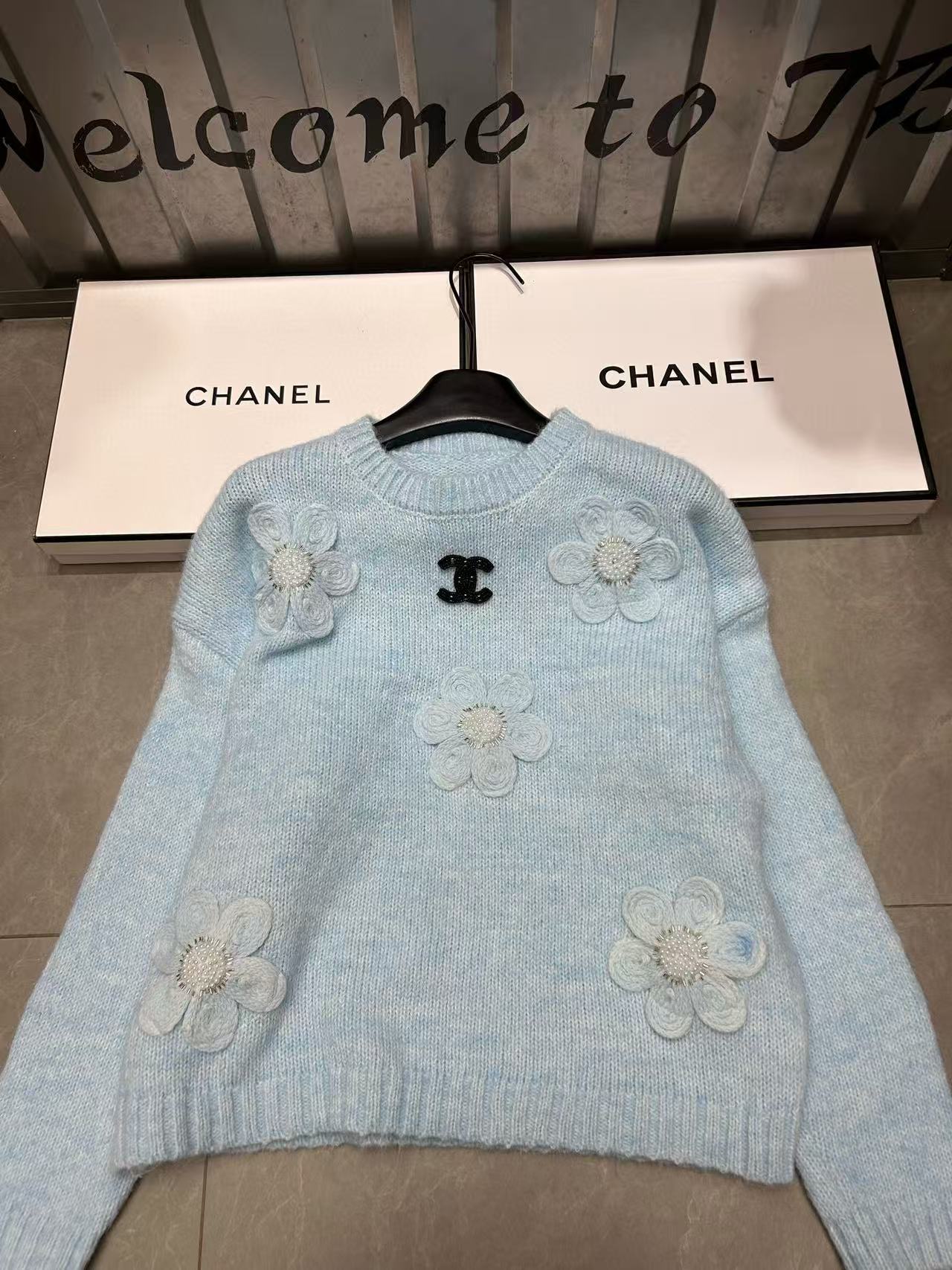 CHANE1 ダブルCフラワーウールセーター【50％割引+送料無料】