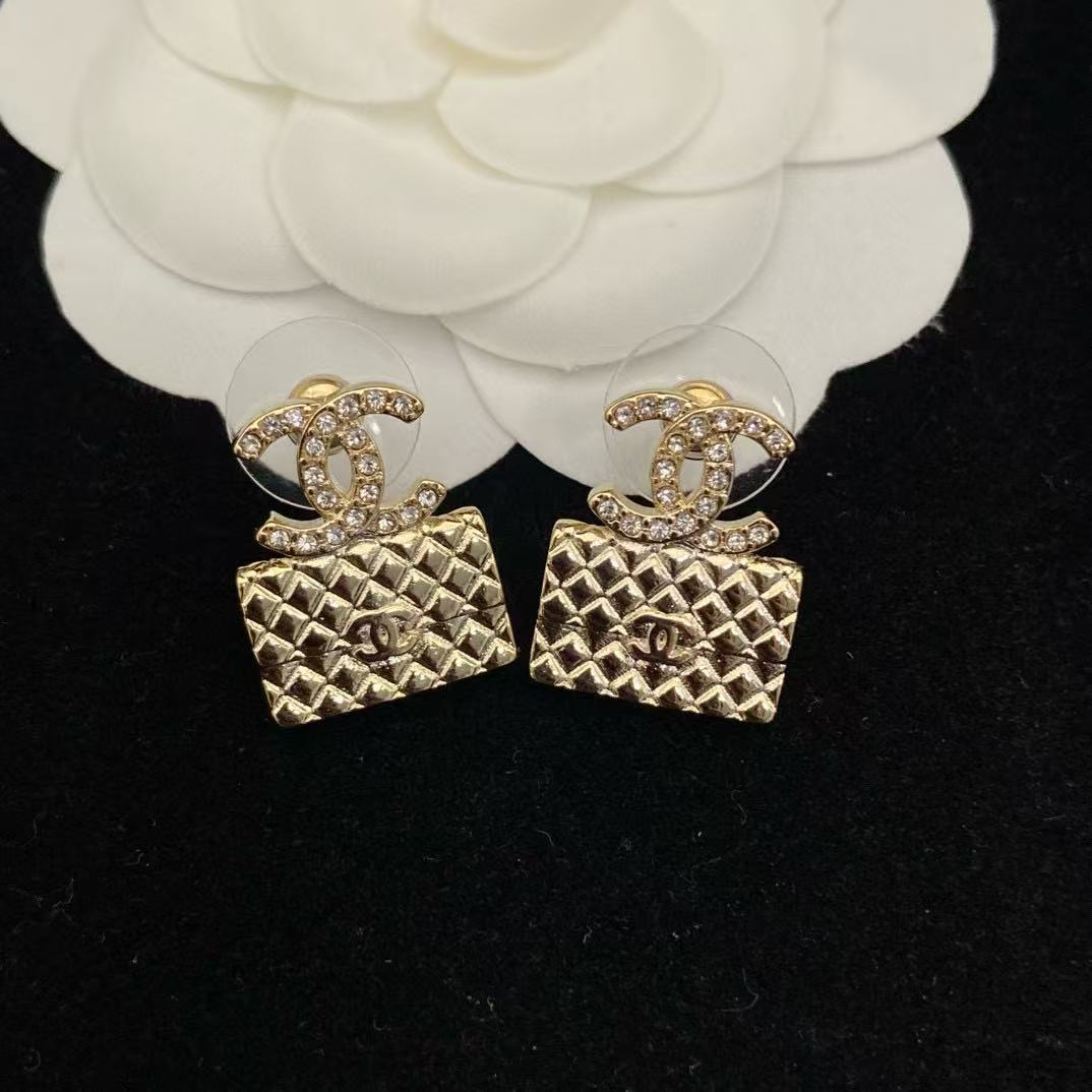 CHANE1 ダイヤモンドイヤリング+ネックレス3点セット【50％割引+送料無料】