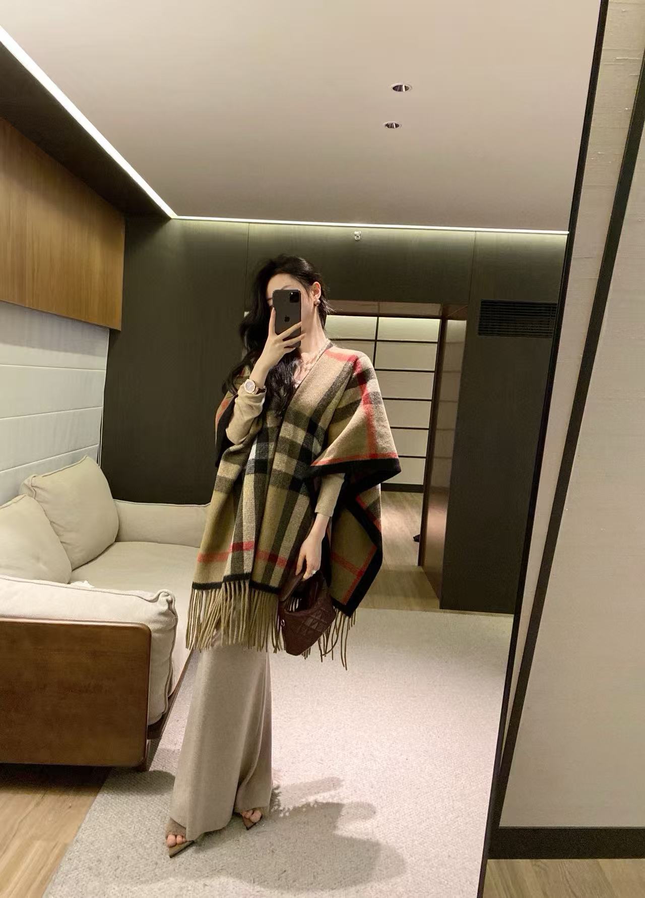 BUR8ERRY チェック柄タッセルショール【50％割引+送料無料】