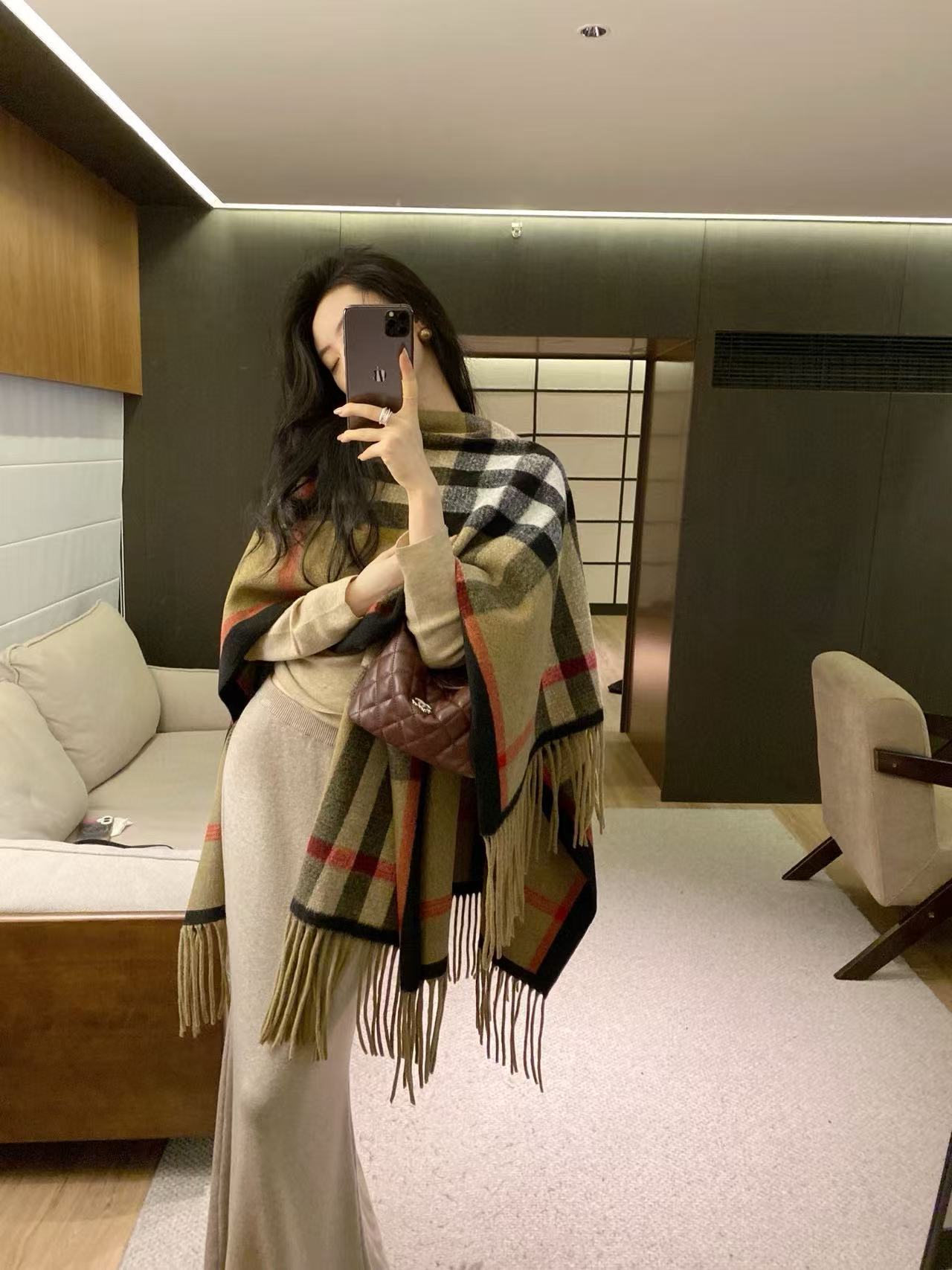 BUR8ERRY チェック柄タッセルショール【50％割引+送料無料】