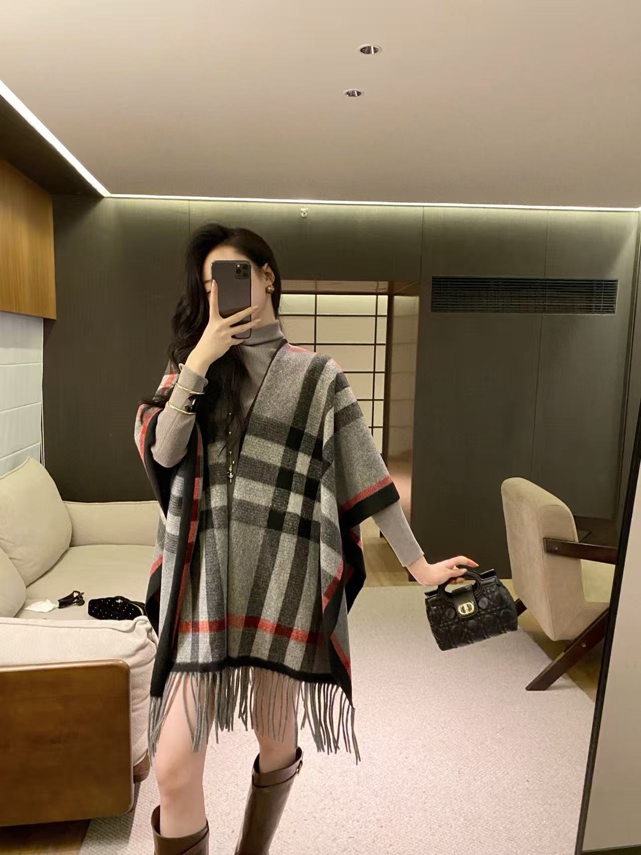 BUR8ERRY チェック柄タッセルショール【50％割引+送料無料】