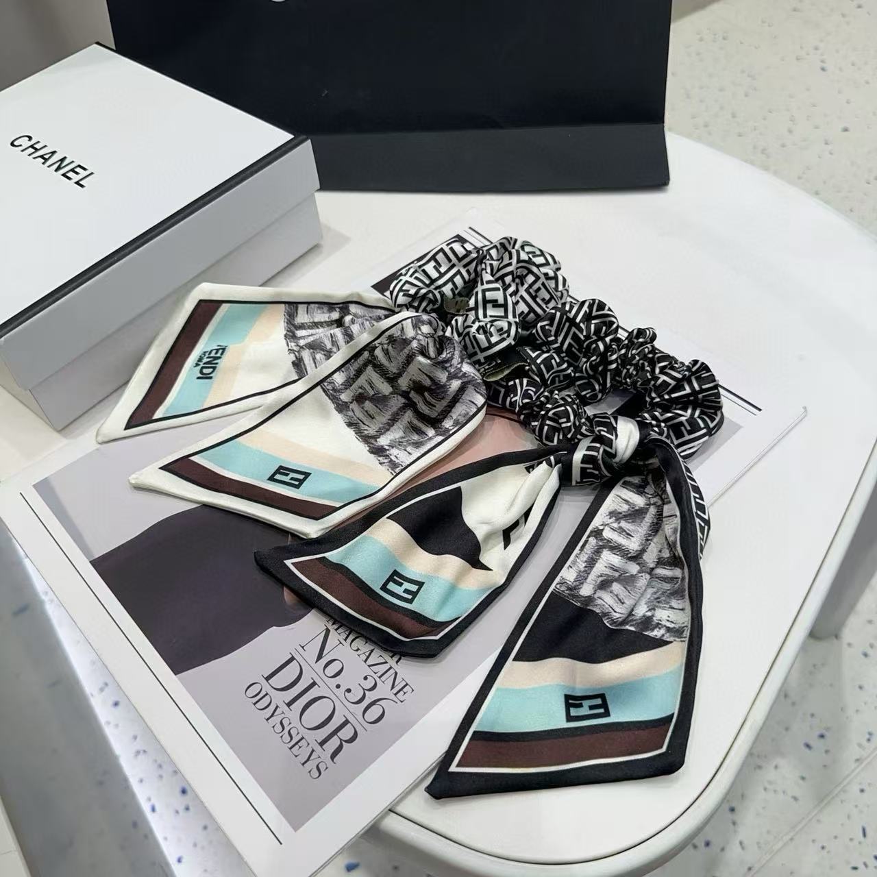 FEND1FFヘアバンド【50％割引+送料無料】