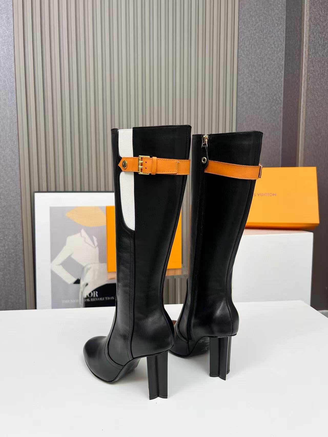 LVの高品質レザーハイブーツ【50％割引+送料無料】