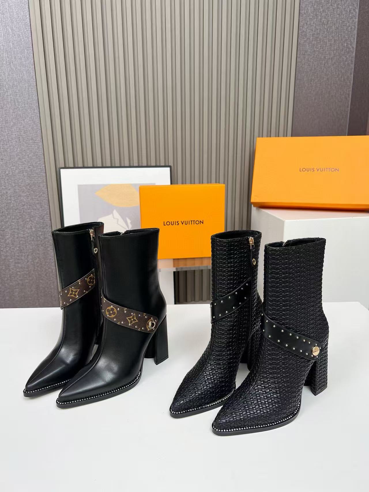 LVの高品質レザーのポインテッドハイヒールアンクルブーツ【50％割引+送料無料】