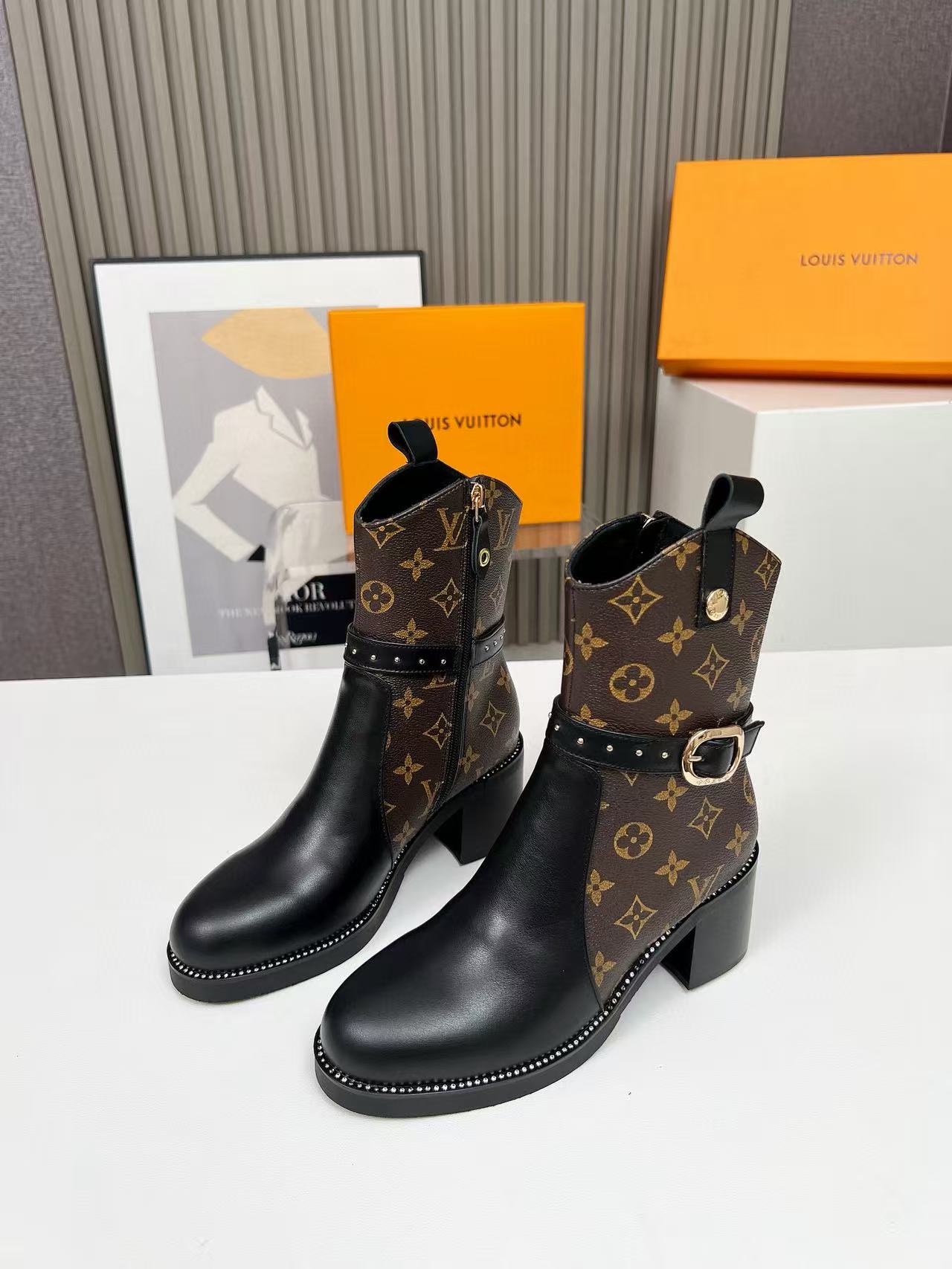 LVの高品質レザーアンクルブーツ【50％割引+送料無料】