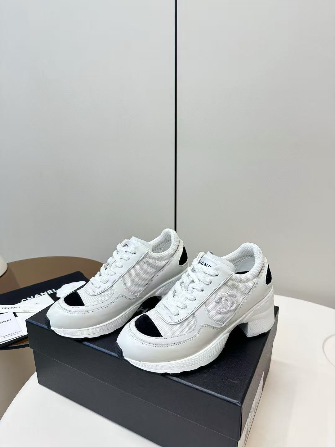 CHANE1 高品質ダブルCハイヒールスポーツシューズ【50％割引+送料無料】