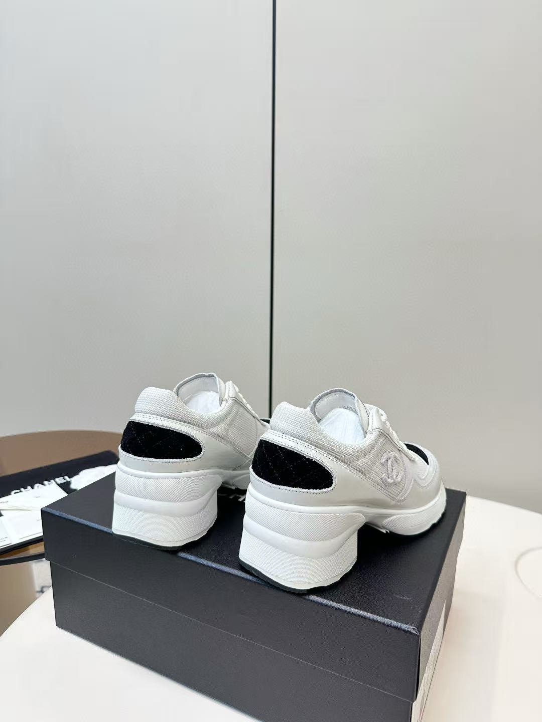 CHANE1 高品質ダブルCハイヒールスポーツシューズ【50％割引+送料無料】