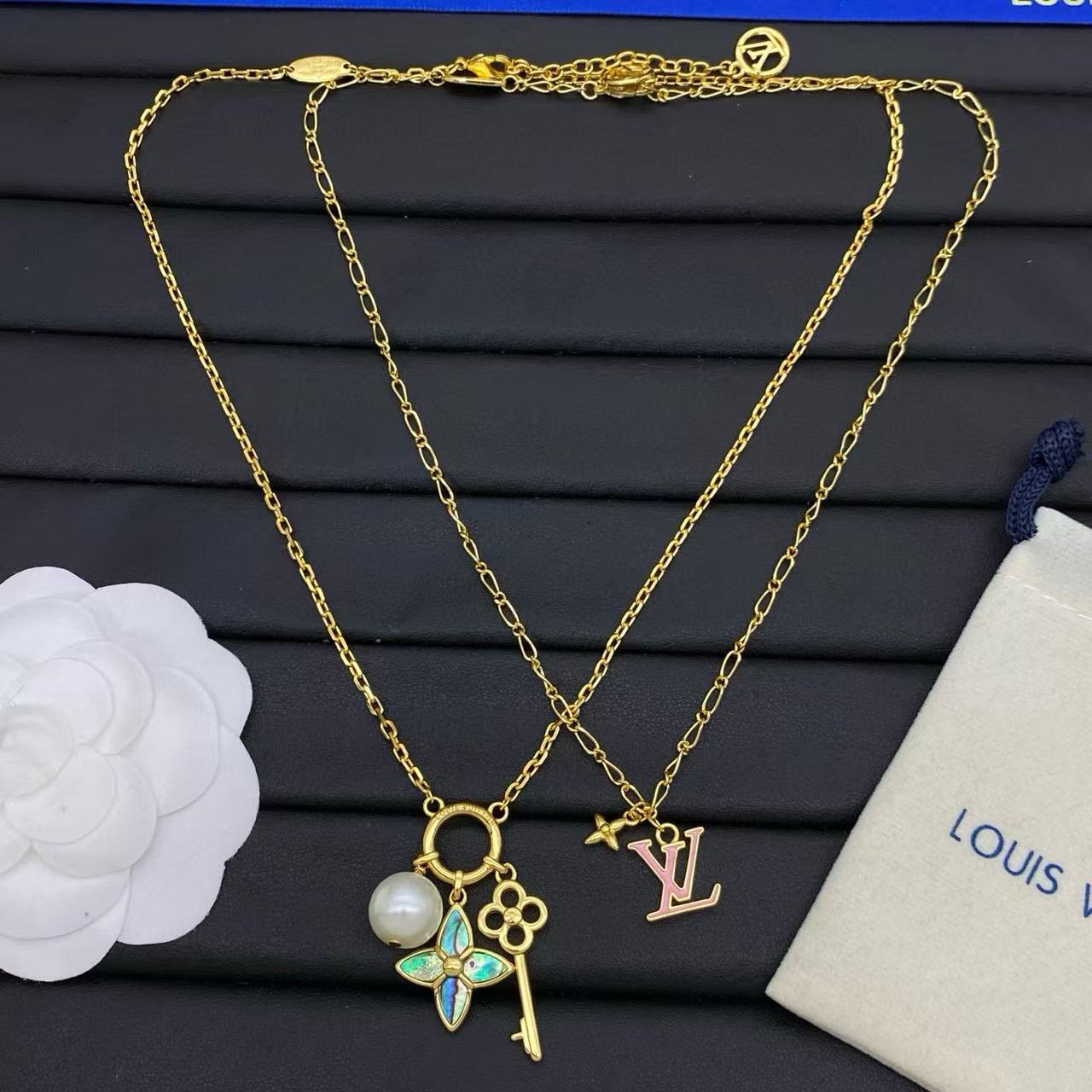 LV四つ葉のクローバーキーネックレス【50％割引+送料無料】