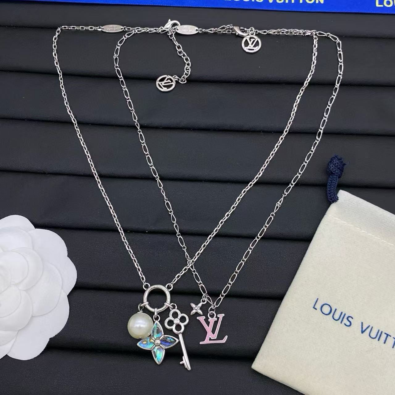 LV四つ葉のクローバーキーネックレス【50％割引+送料無料】