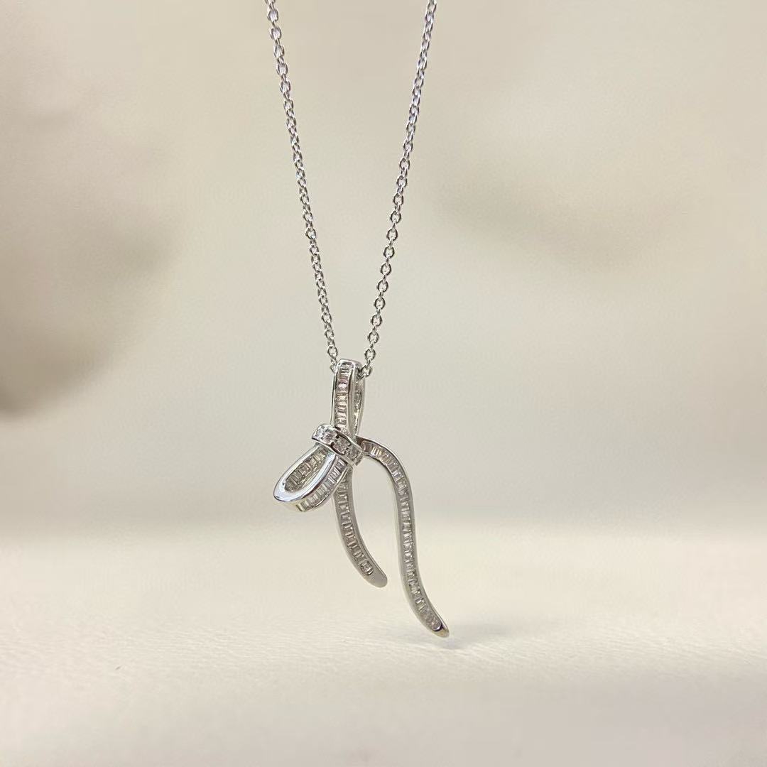 GRAFF ダイヤモンド付きボウネックレス【50％割引+送料無料】