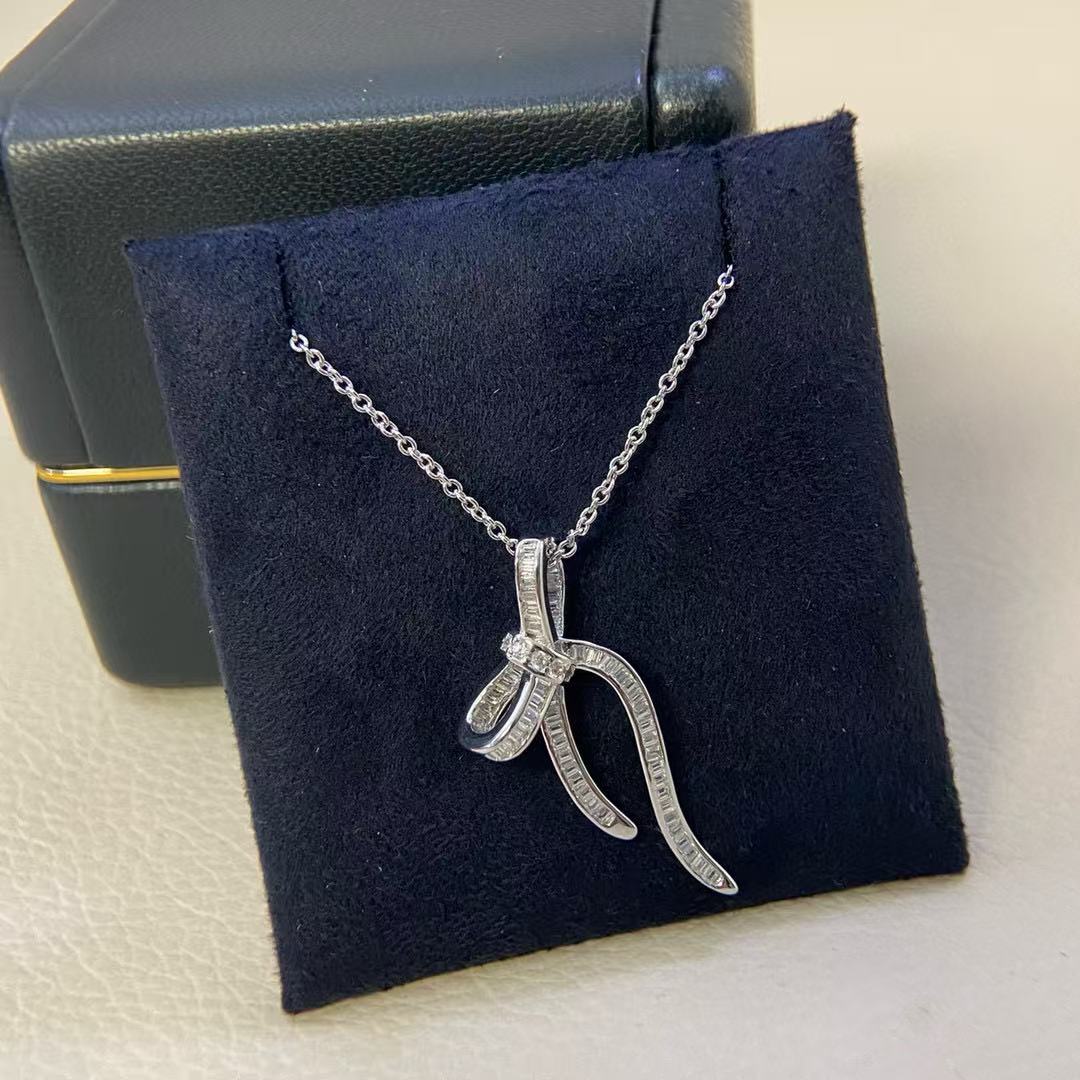 GRAFF ダイヤモンド付きボウネックレス【50％割引+送料無料】