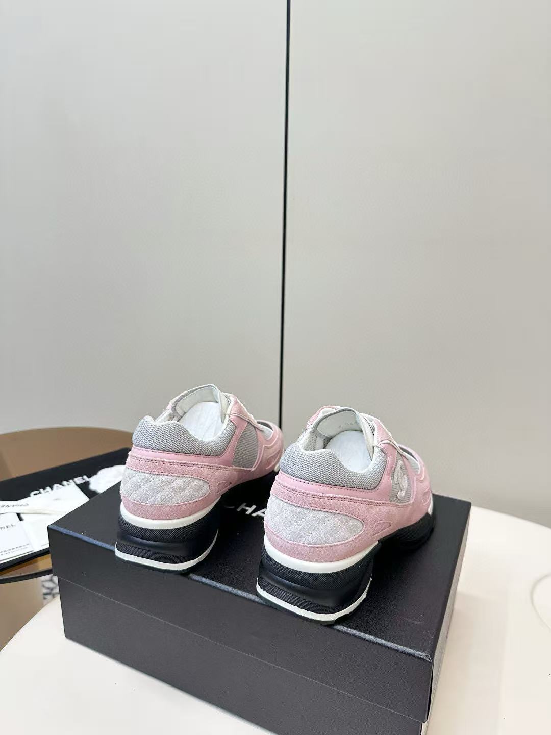 CHANE1 高品質ダブルCカジュアルローヒール【50％割引+送料無料】