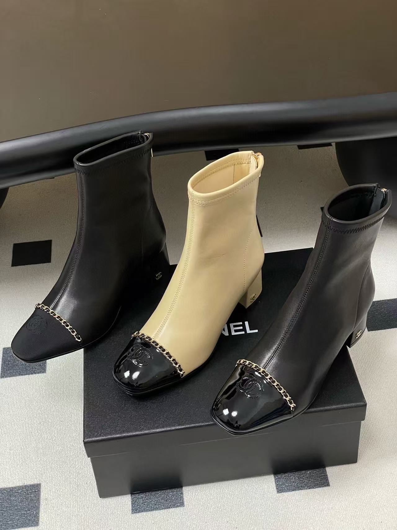 CHANE1 高品質チェーン太ヒールショートブーツ【50％割引+送料無料】