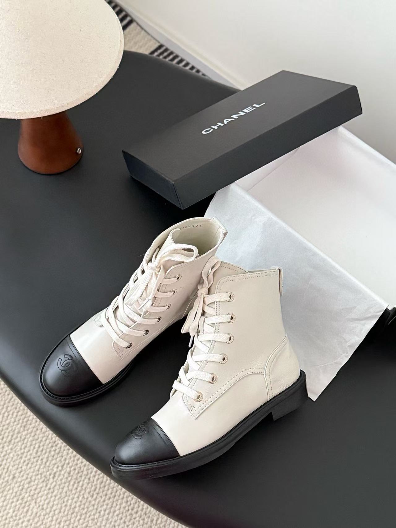 CHANE1 高品質レースアップダブルCアンクルブーツ【50％割引+送料無料】