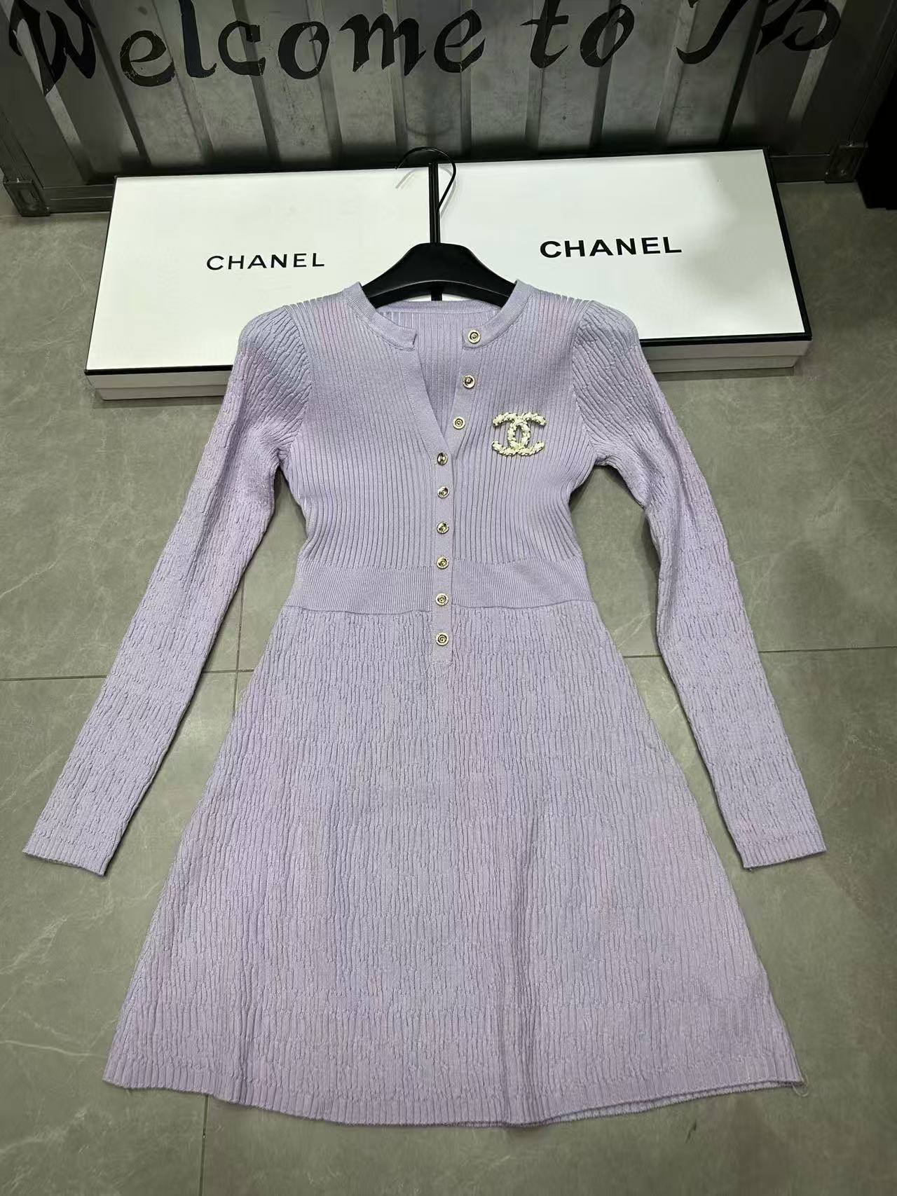 CHANE1 ダブルCブローチニットドレス【50％割引+送料無料】