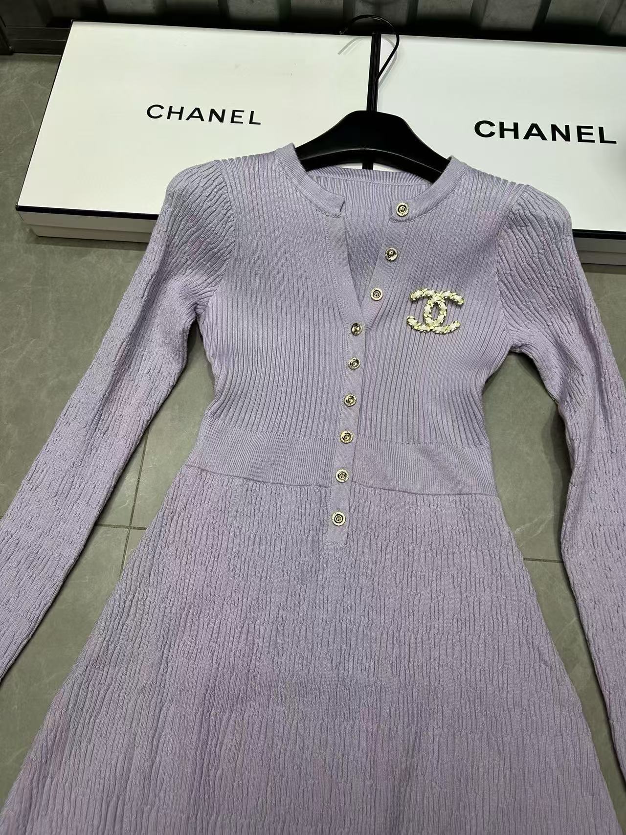 CHANE1 ダブルCブローチニットドレス【50％割引+送料無料】