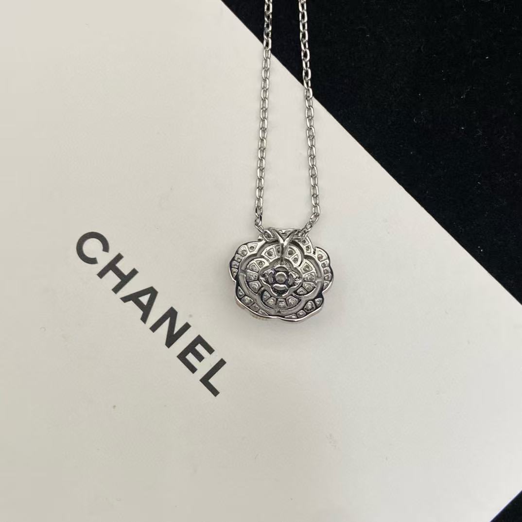 CHANE1 カメリア ダブルC ダイヤモンドネックレス【50％割引+送料無料】