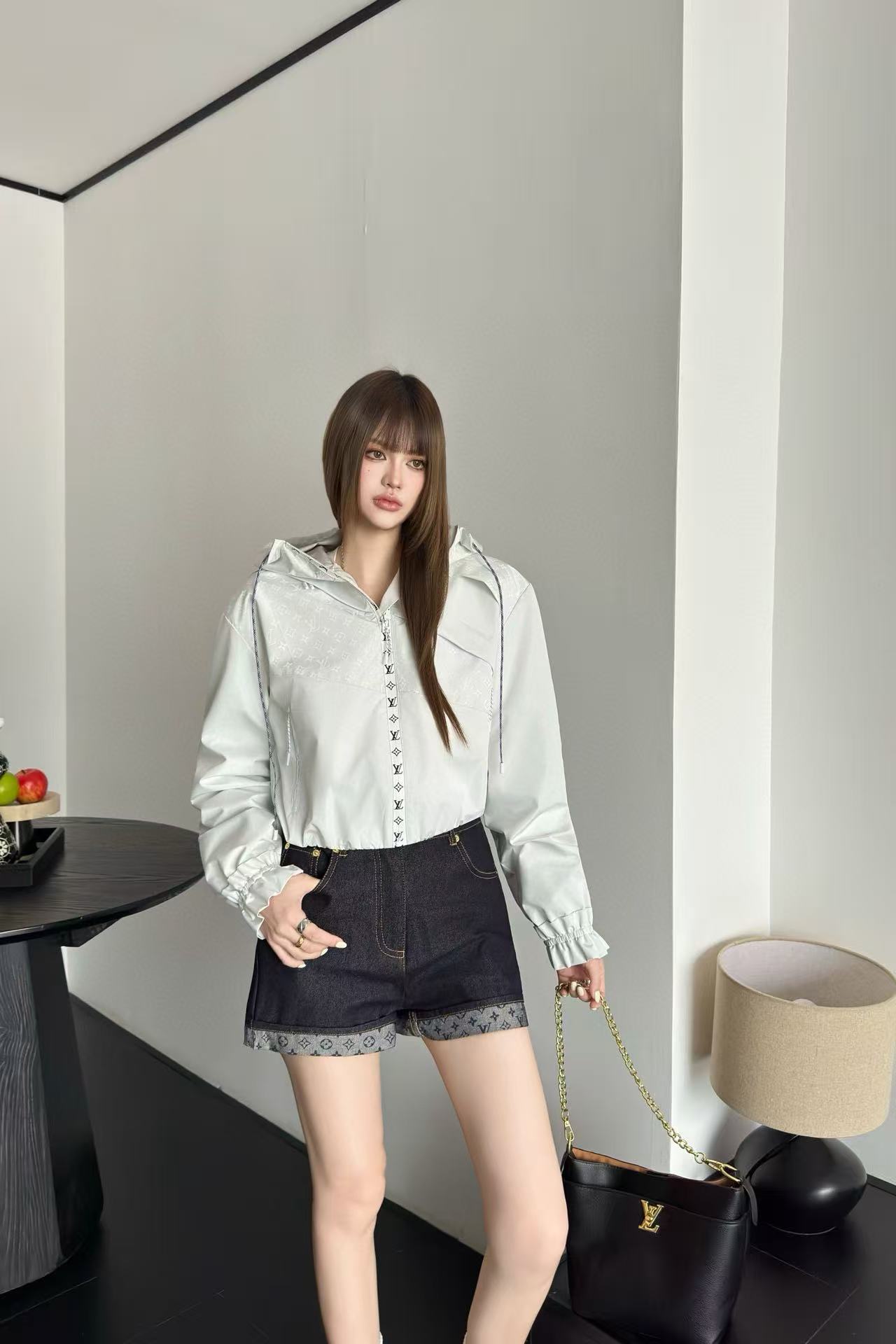 LVプリントのフード付きルーズジャケット【50％割引+送料無料】