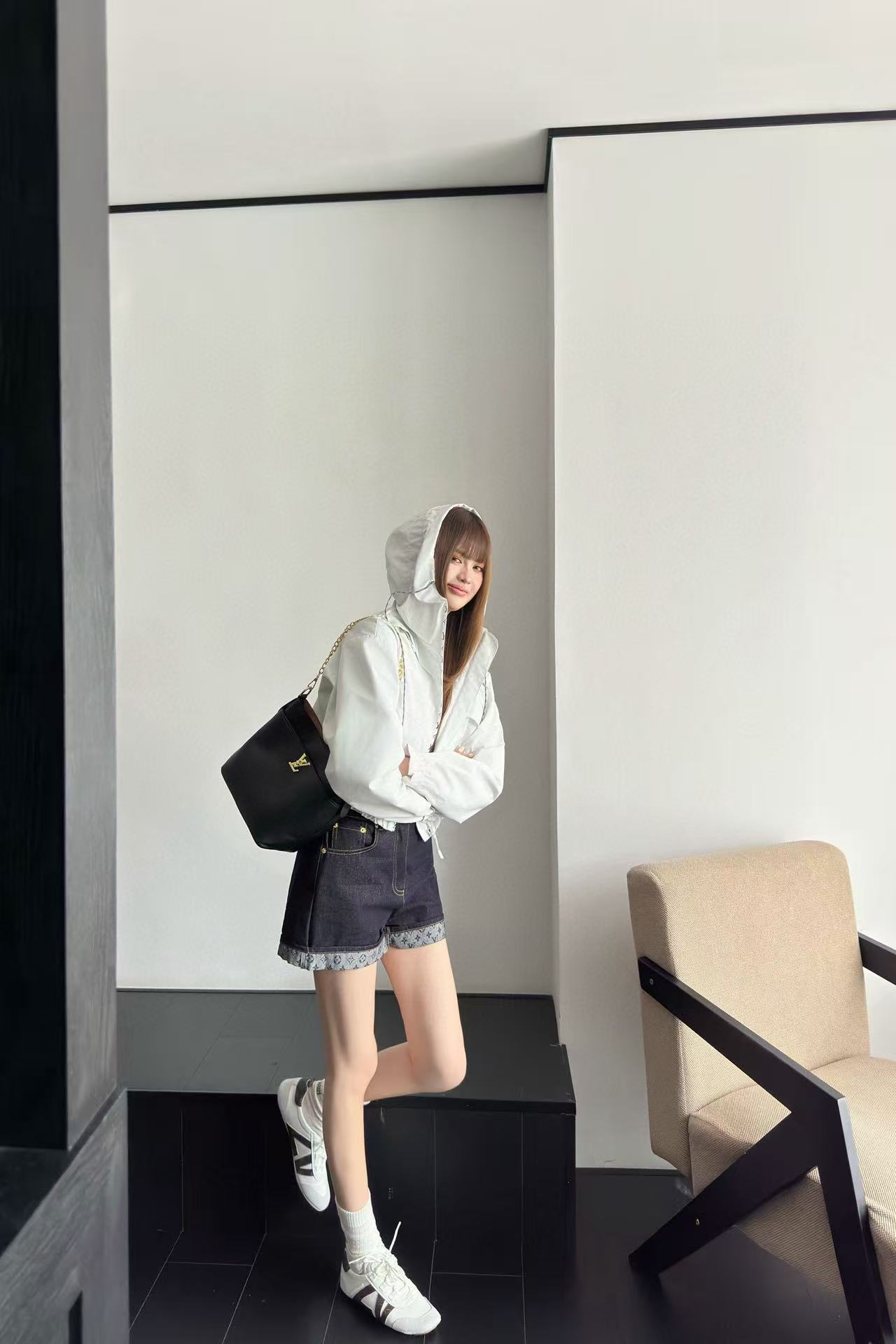 LVプリントのフード付きルーズジャケット【50％割引+送料無料】