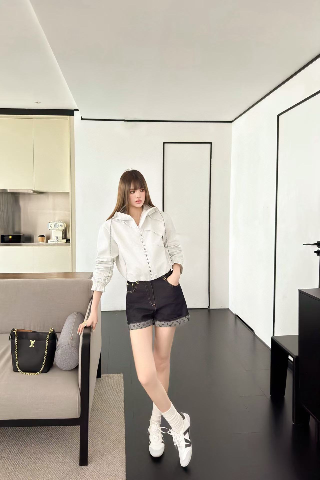 LVプリントのフード付きルーズジャケット【50％割引+送料無料】