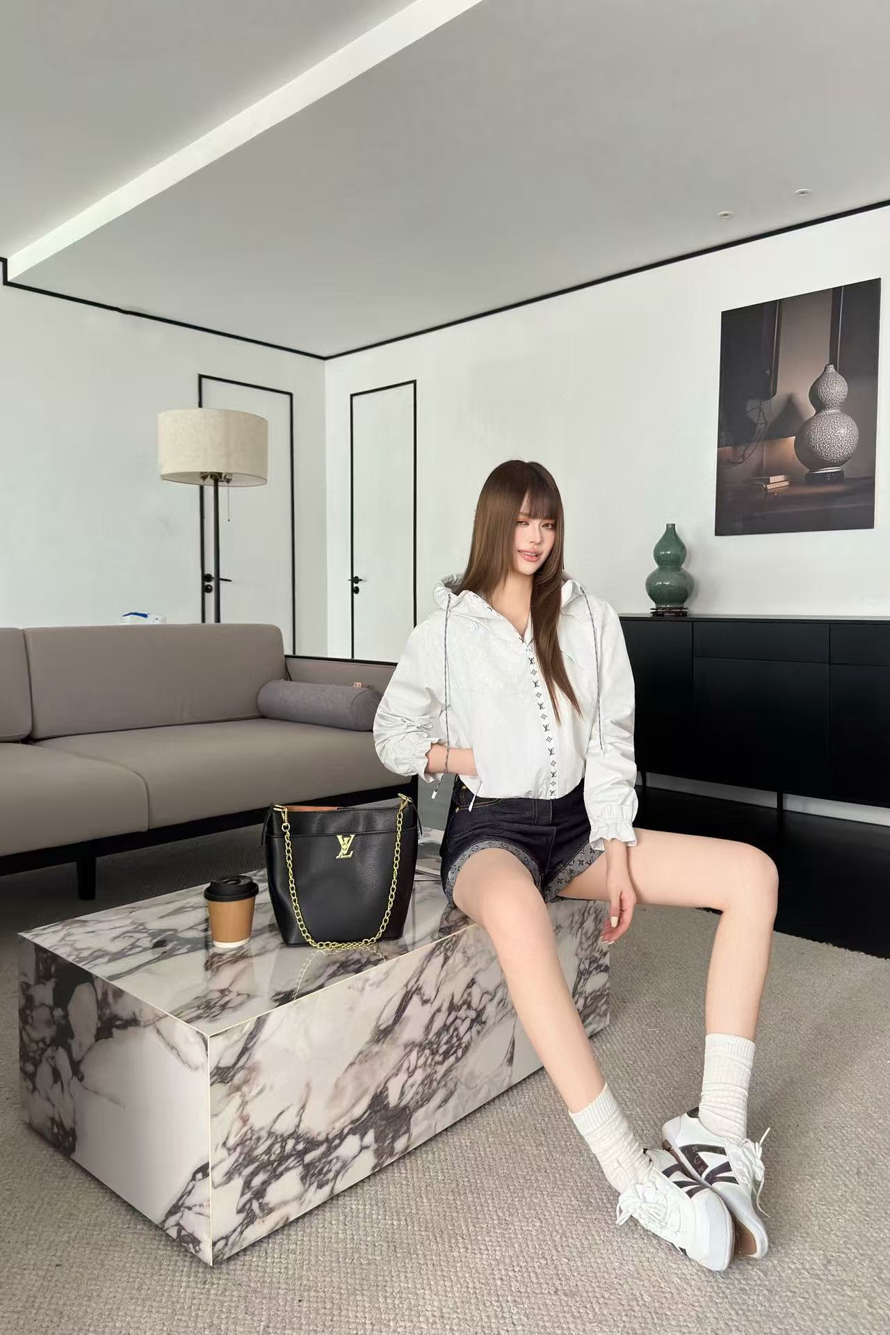 LVプリントのフード付きルーズジャケット【50％割引+送料無料】