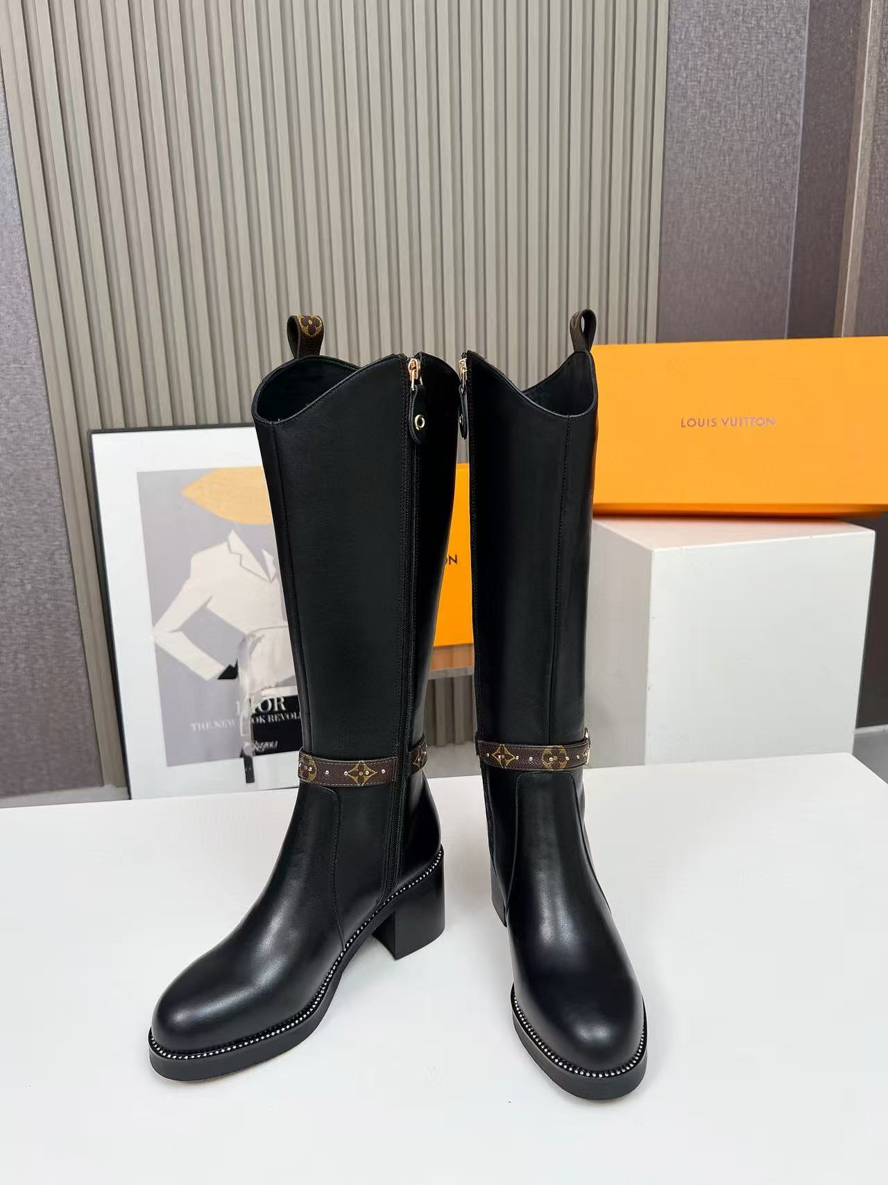 LVの高品質レザーハイブーツ【50％割引+送料無料】