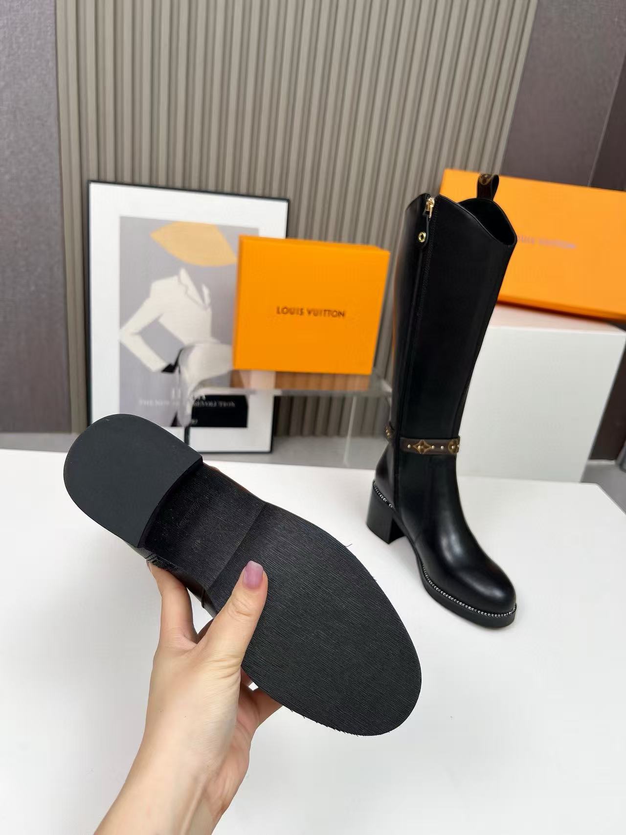 LVの高品質レザーハイブーツ【50％割引+送料無料】