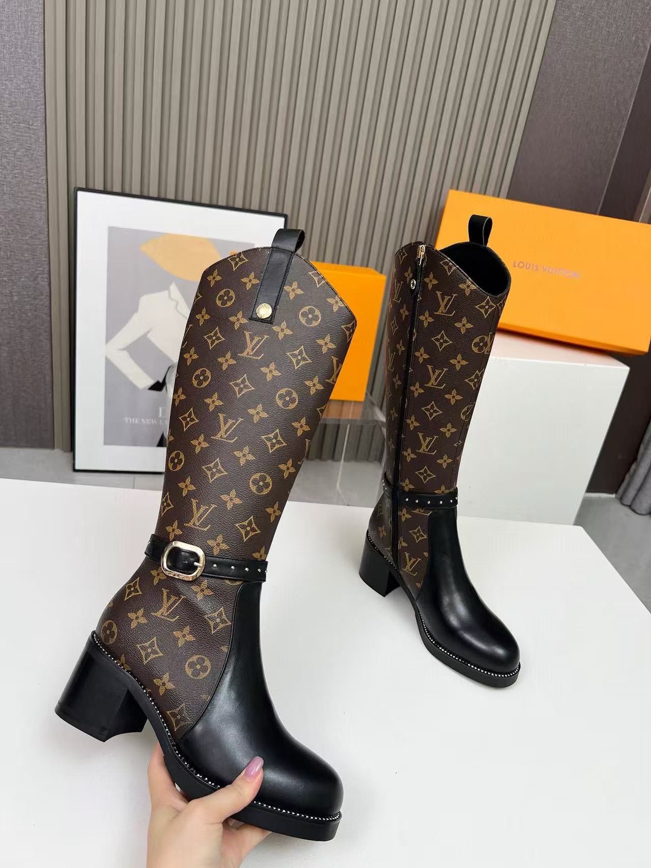 LVの高品質レザーハイブーツ【50％割引+送料無料】