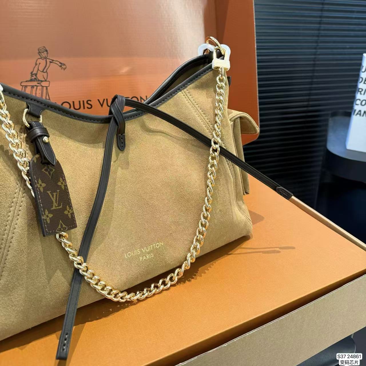 LV Carryallディアスキンチェーンバッグ【50％割引+送料無料】