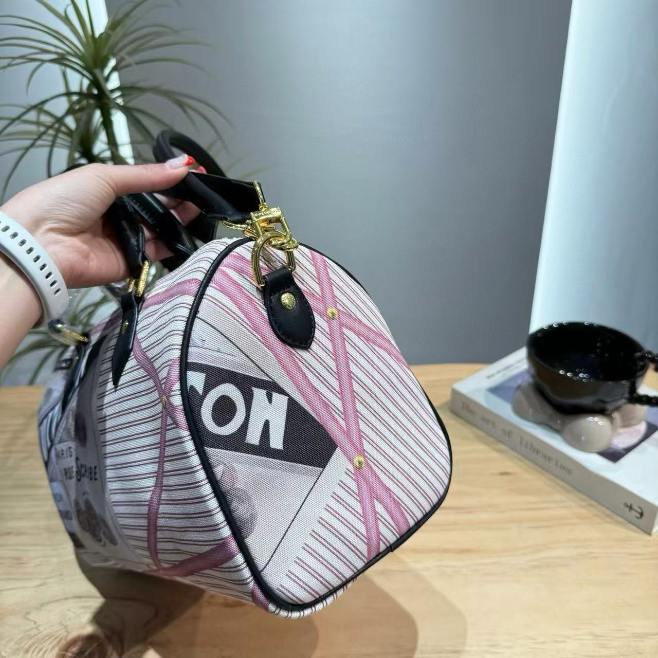 LVプリントハンドバッグ【50％割引+送料無料】