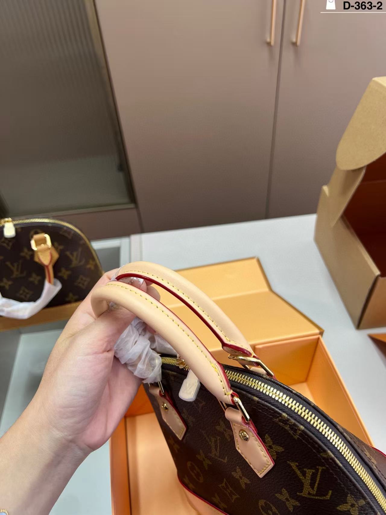 LVプリントシェルバッグ【50％割引+送料無料】