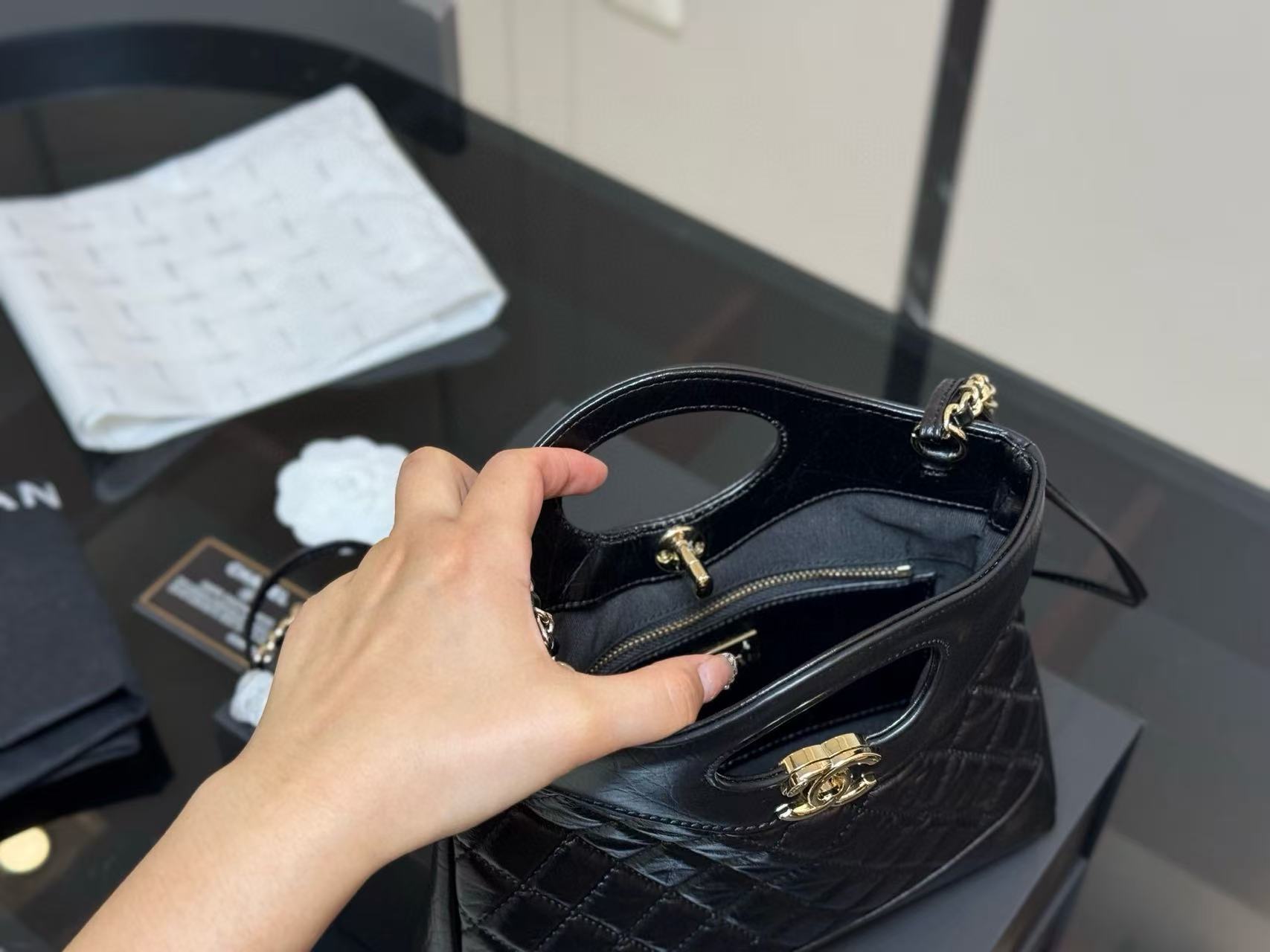 CHANE1 チェーンショルダーバッグ【50％割引+送料無料】