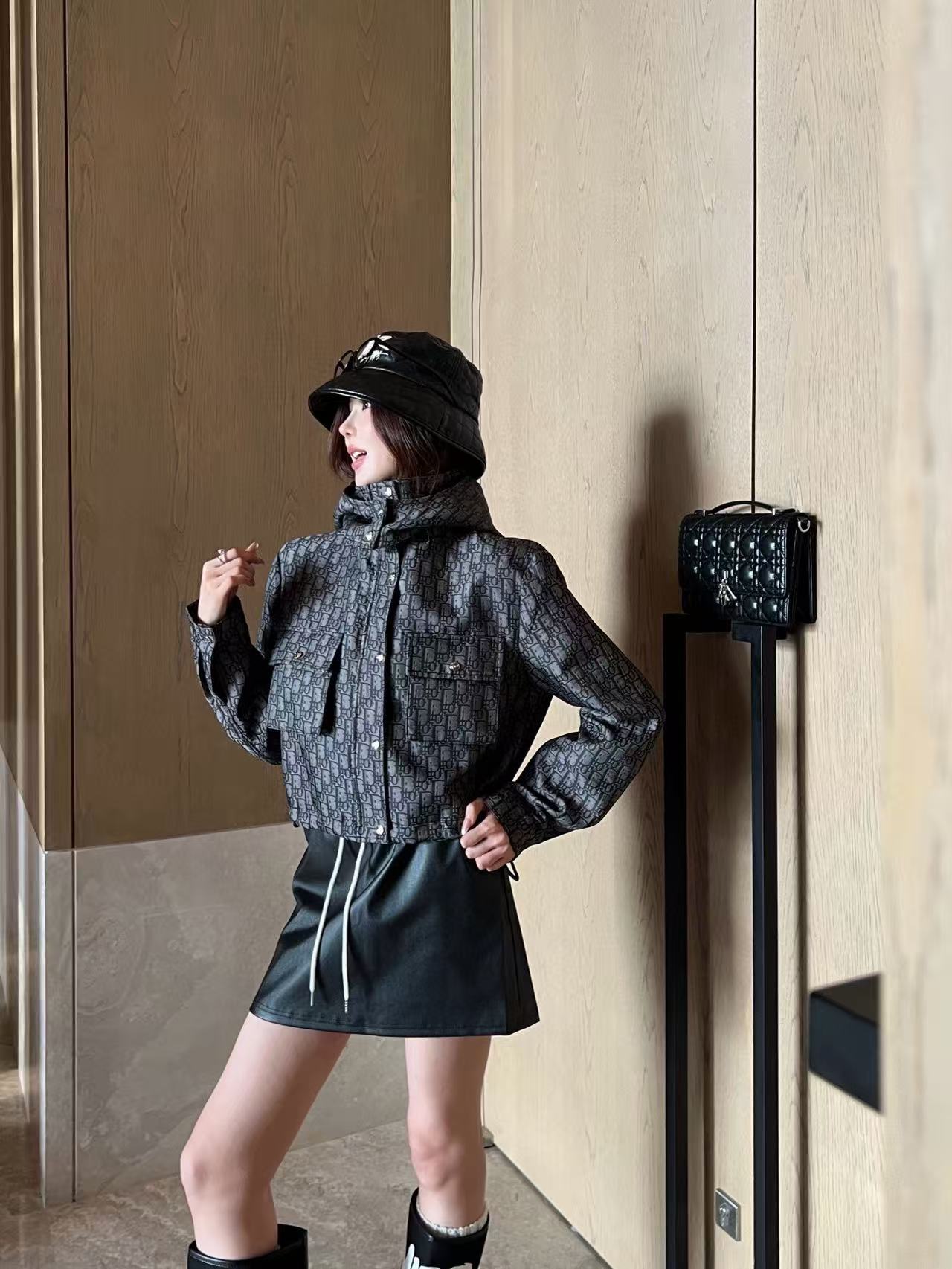 DIOR ジャカード フード付きショートジャケット【50％割引+送料無料】