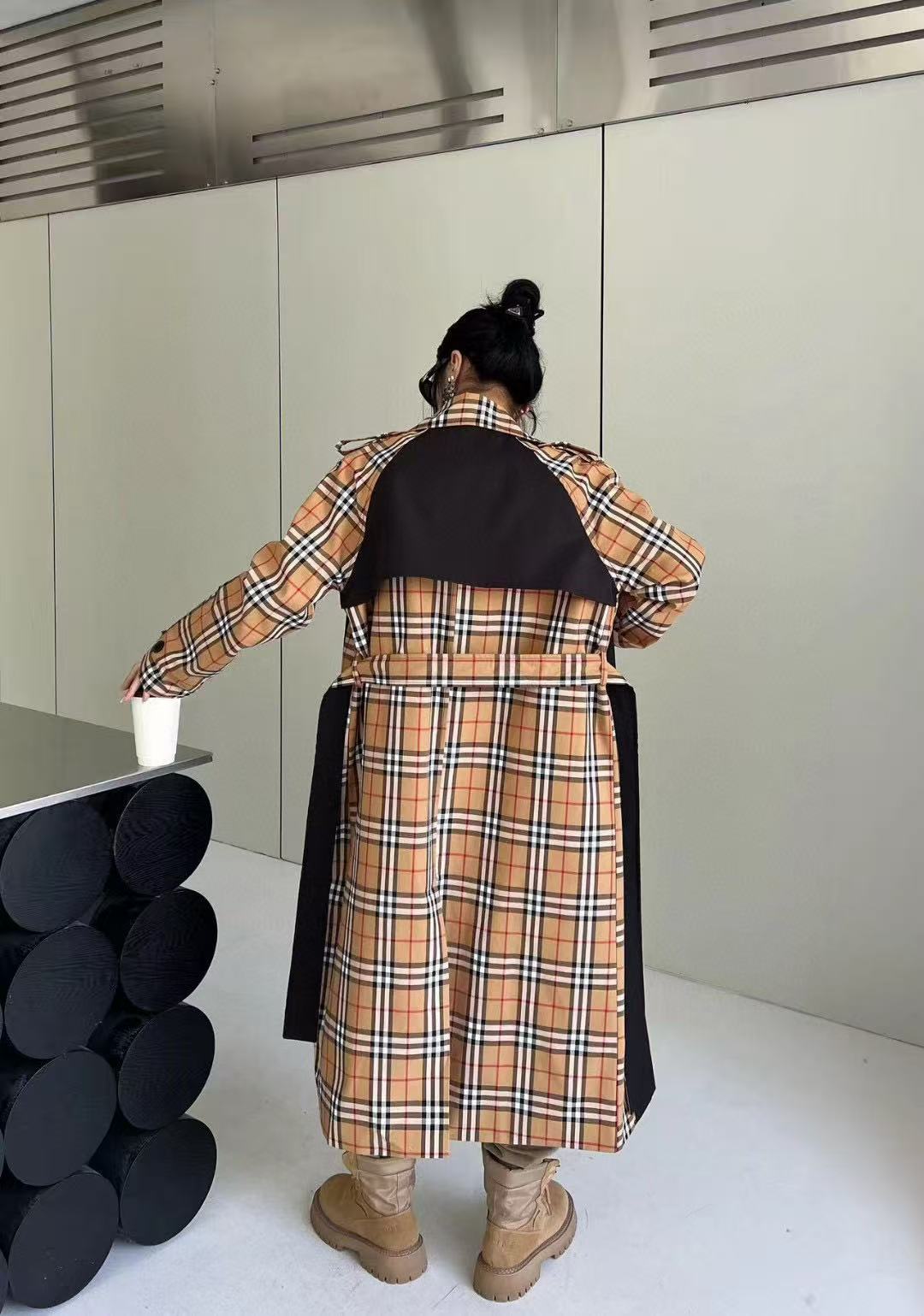 BUR8ERRY チェック柄カラーブロック長袖ジャケット【50％割引+送料無料】