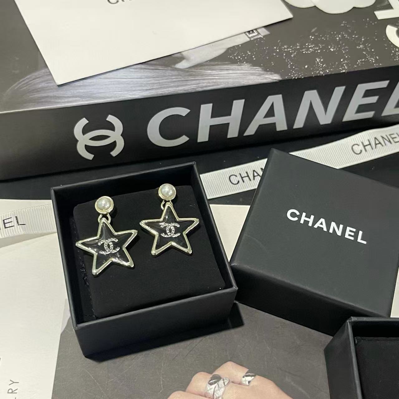 CHANE1 五芒星パールイヤリング【50％割引+送料無料】