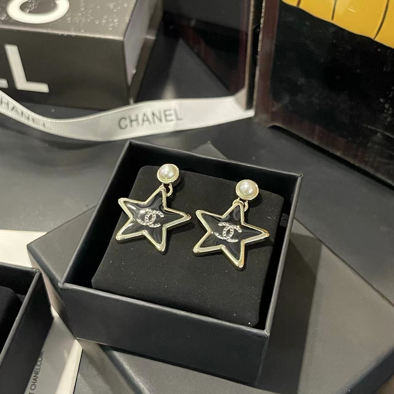 CHANE1 五芒星パールイヤリング【50％割引+送料無料】