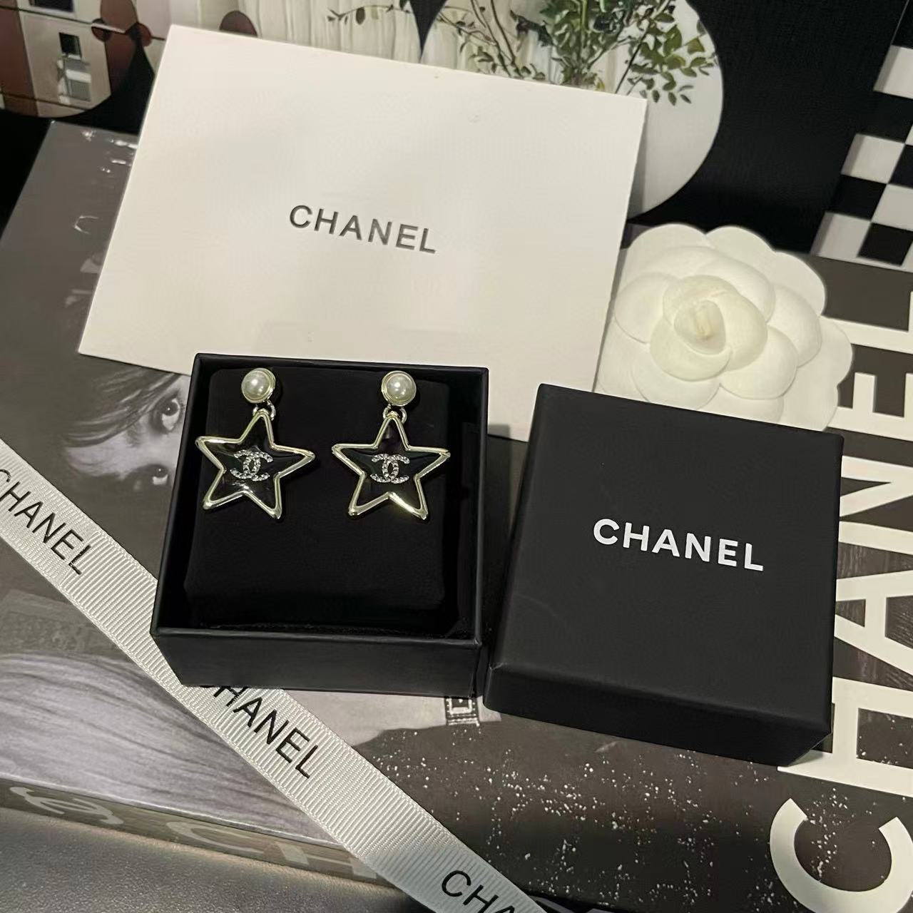 CHANE1 五芒星パールイヤリング【50％割引+送料無料】