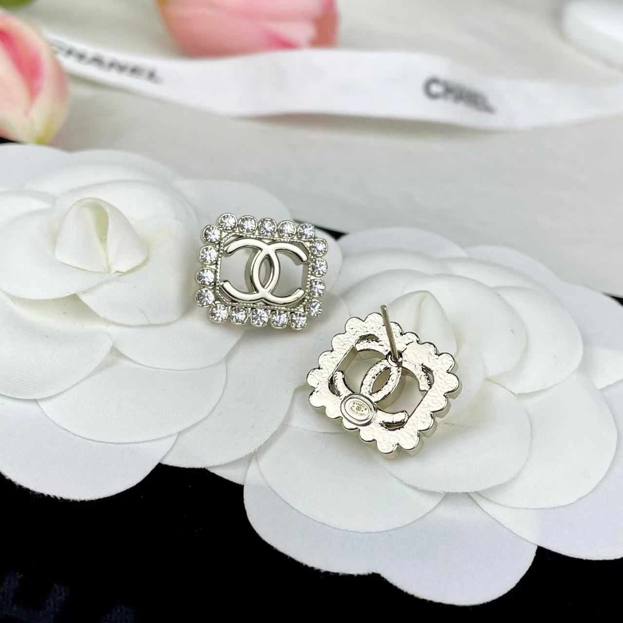 CHANE1 スクエア ダブルC ダイヤモンド イヤリング【50％割引+送料無料】