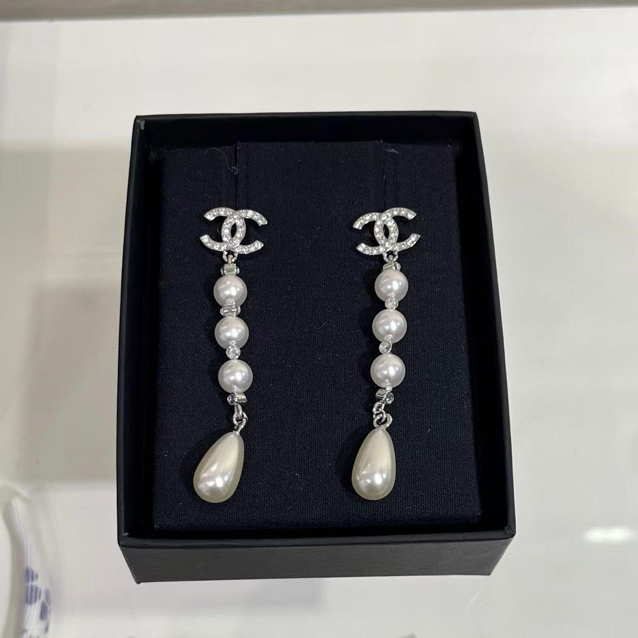 CHANE1 ダブルCパールイヤリング【50％割引+送料無料】