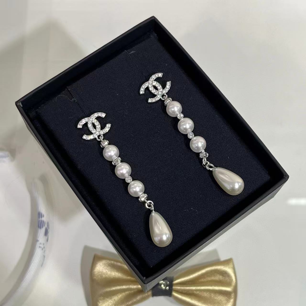 CHANE1 ダブルCパールイヤリング【50％割引+送料無料】