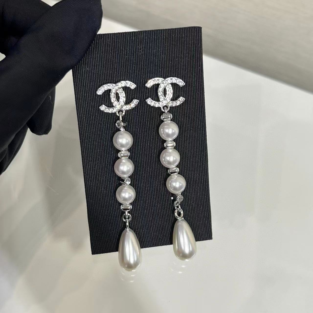 CHANE1 ダブルCパールイヤリング【50％割引+送料無料】