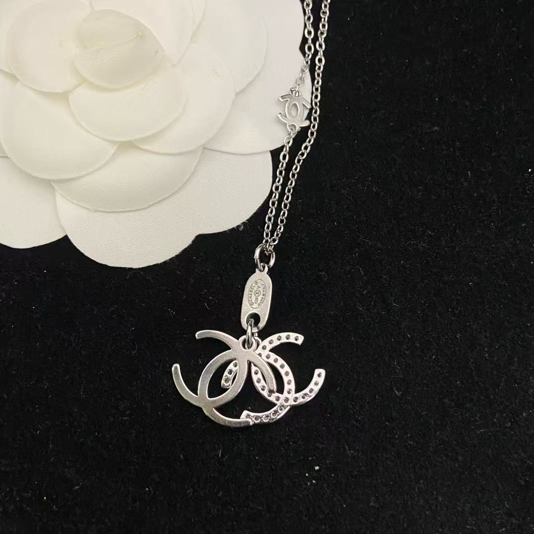 CHANE1 ダブルC ダイヤモンドネックレス【50％割引+送料無料】