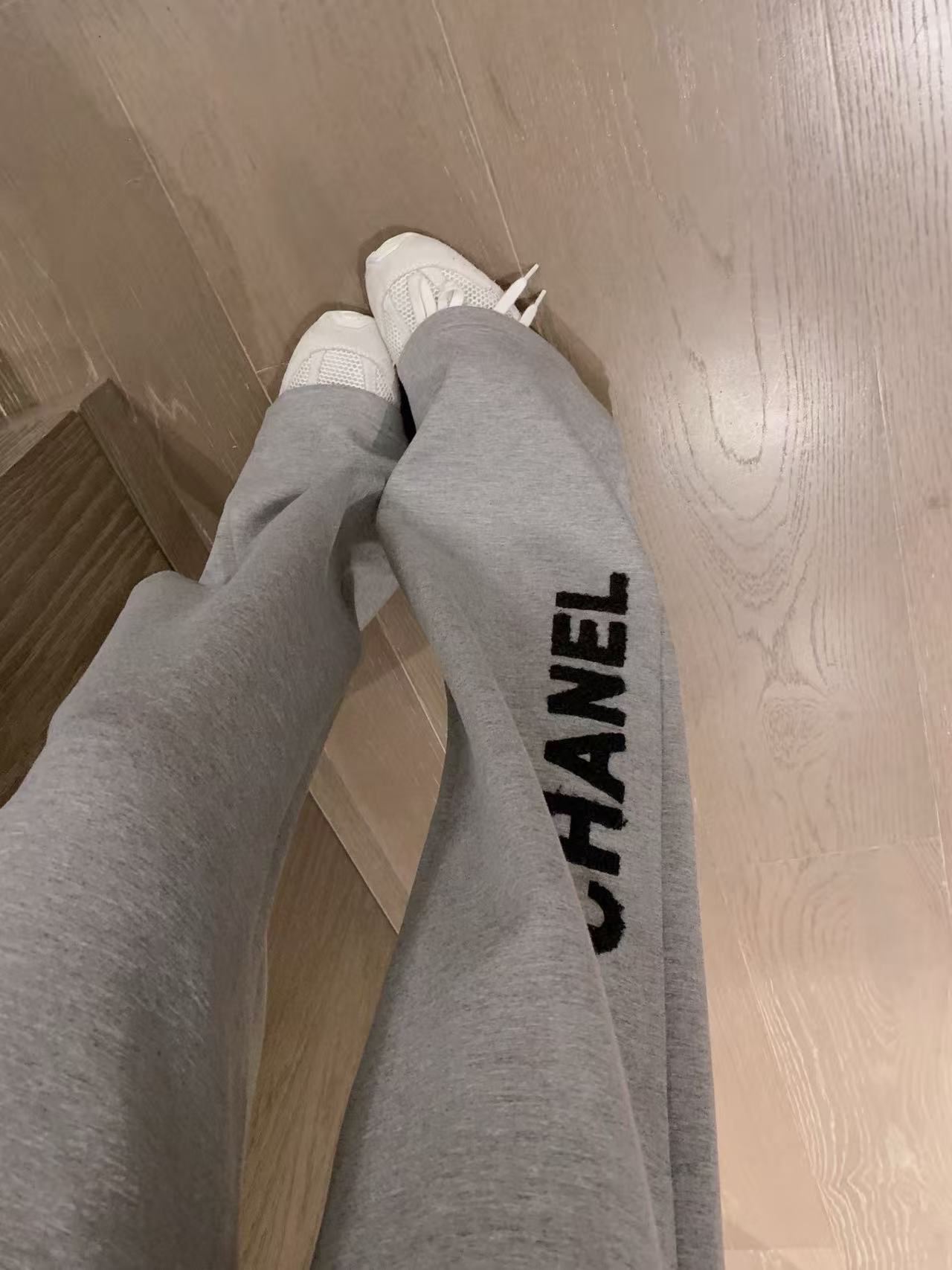 CHANE1 ダブルC フード付きフリース スウェットシャツ + パンツ ツーピースセット【50％割引+送料無料】