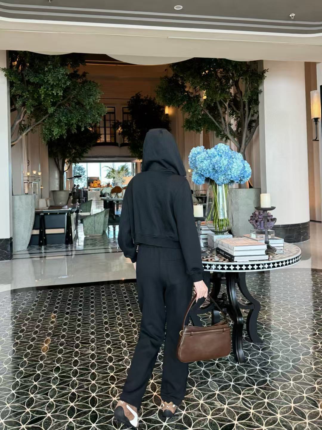 LVフード付きジップアップジャケット+パンツのツーピースセット【50％割引+送料無料】