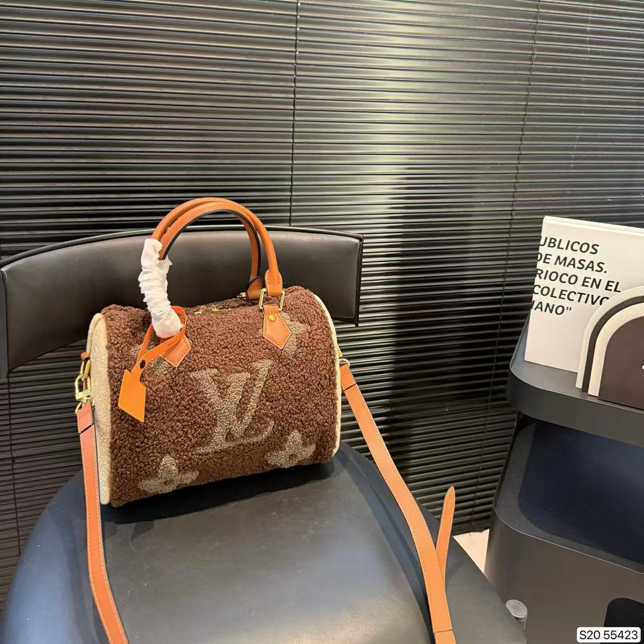 LVラムウールハンドバッグ【50％割引+送料無料】