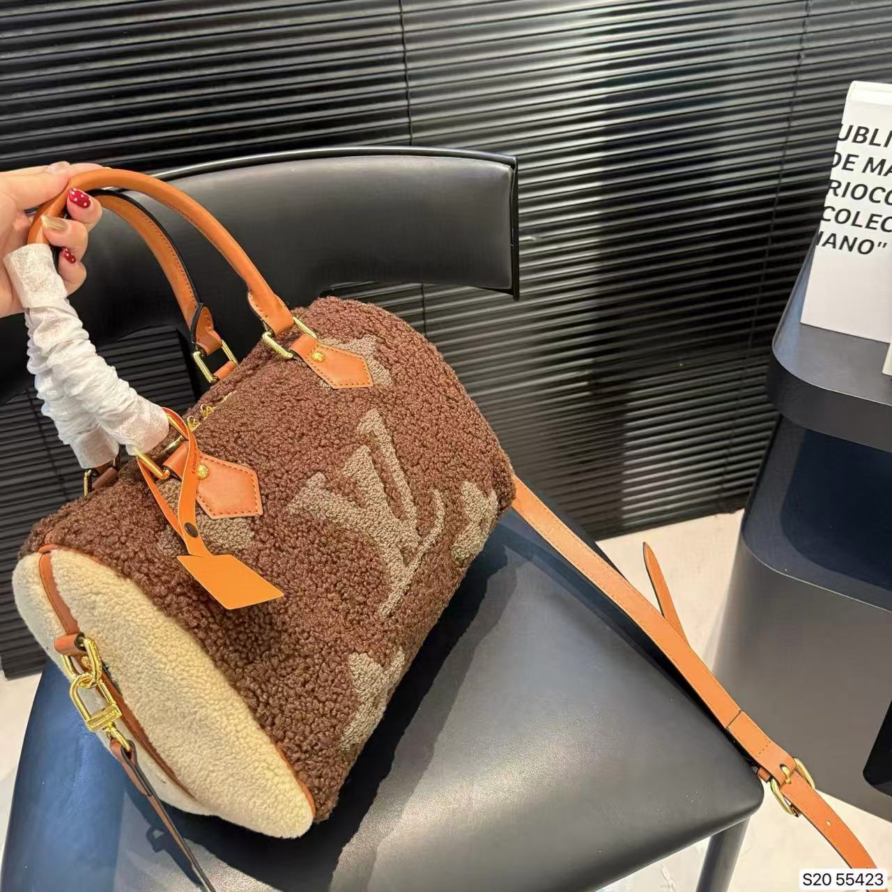 LVラムウールハンドバッグ【50％割引+送料無料】