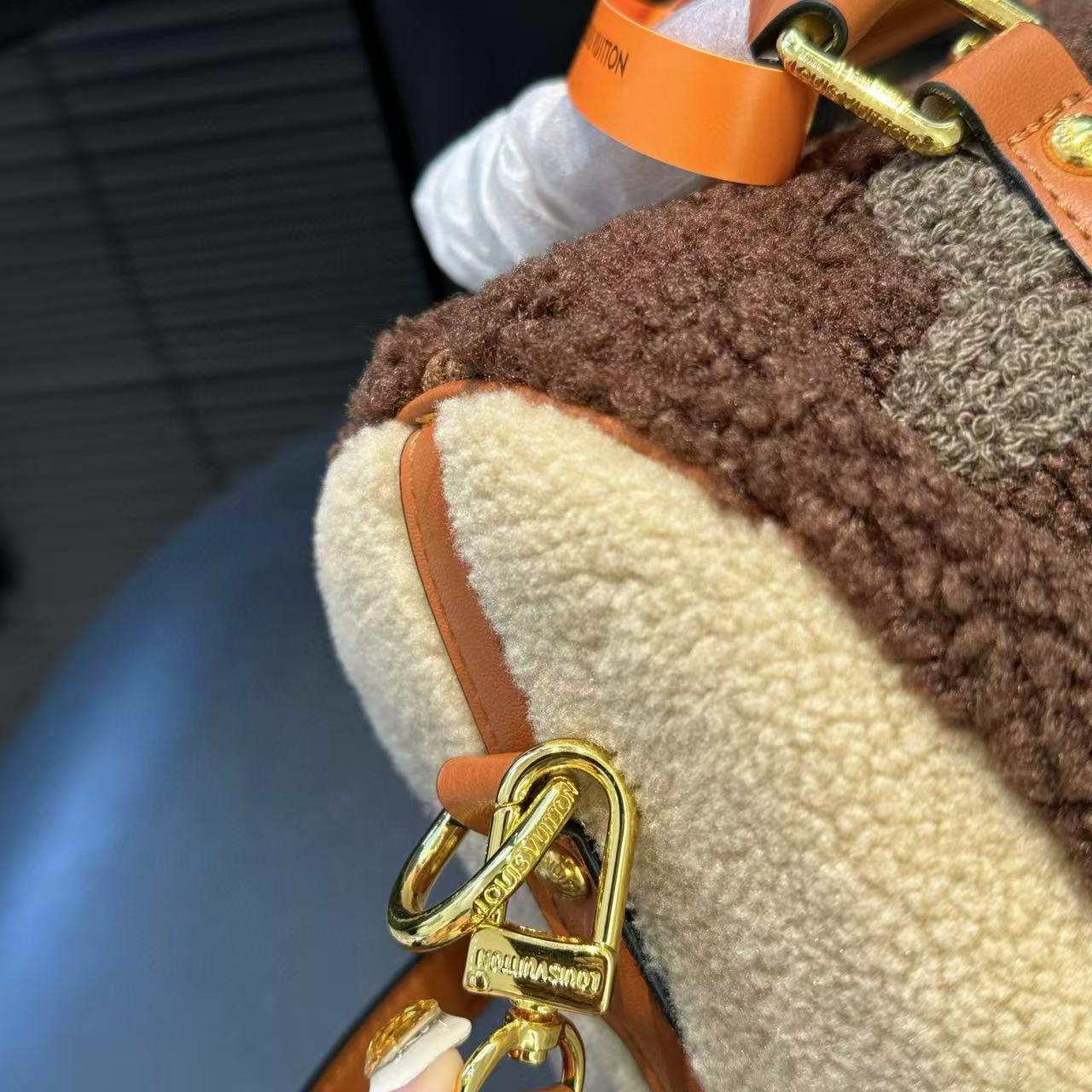 LVラムウールハンドバッグ【50％割引+送料無料】