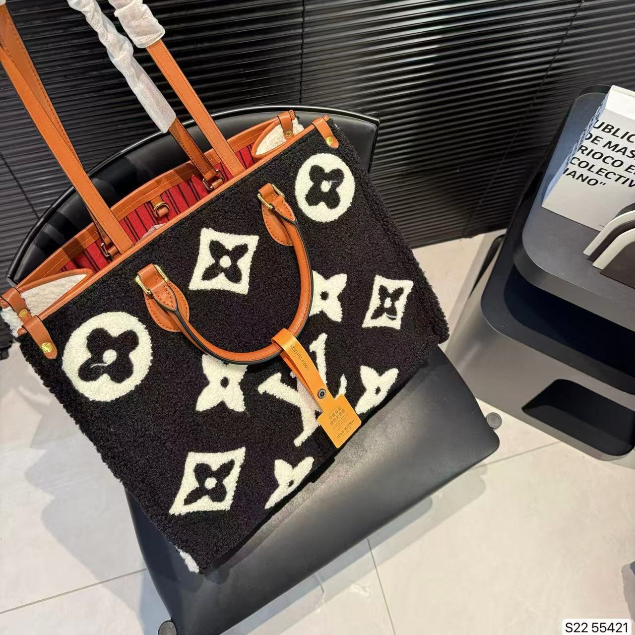 LVラムウールプリントハンドバッグ【50％割引+送料無料】