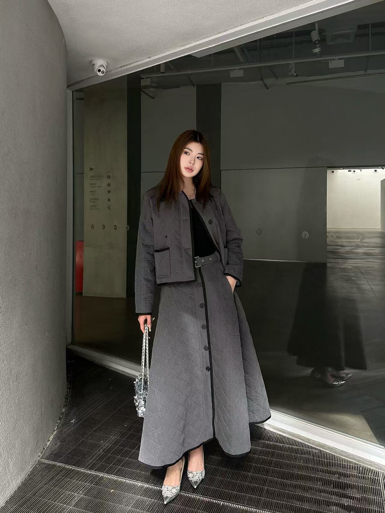 DIOR ダブルブレストコート + スカート ツーピースセット【50％割引+送料無料】